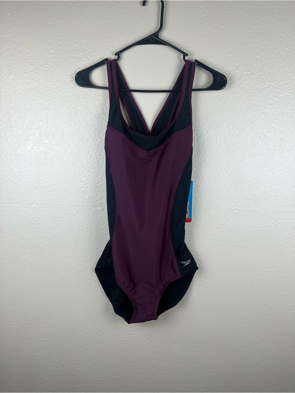 Speedo Burgundy Black One Piece Swimsuit Medium NWT